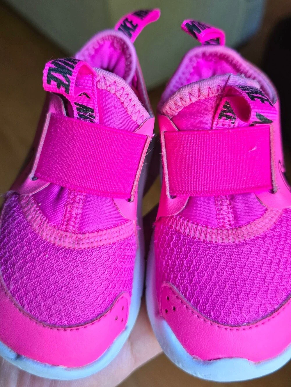 Sz 5C Toddler Kids NIKE FLEX RUNNER 3 'Laser Fuchsia' Running Shoes